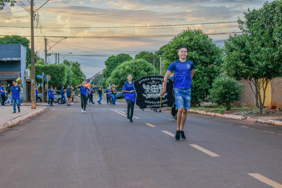 Banda Santa Maria faz “Alvorada” para comemorar os 45 anos de Selvíria