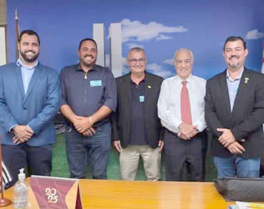 Prefeito Izaias Sanchez busca mais de R$ 500 Mil em recursos para a saúde de Aparecida D'Oeste em Brasília