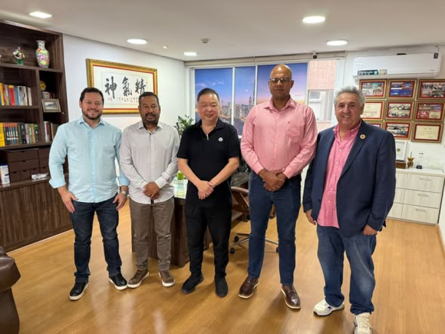 Sud Mennucci em visita a sede da Câmara Brasil-China de Desenvolvimento Econômico