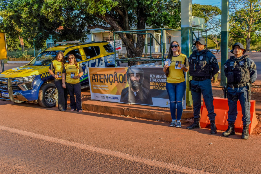  Blitz educativa marca encerramento da campanha Maio Amarelo em Selvíria