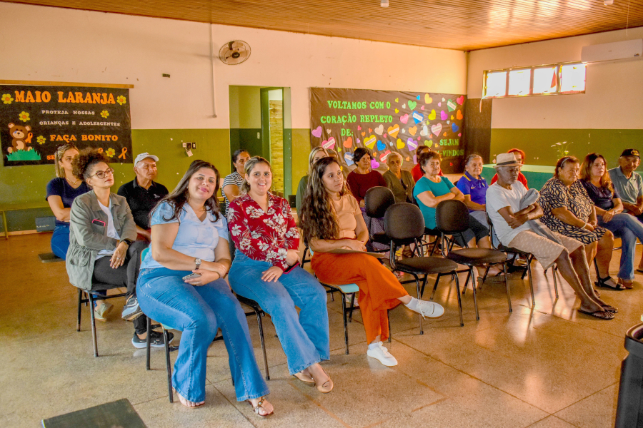 CRAS promove palestra sobre o Junho Violeta para idosos em Selvíria