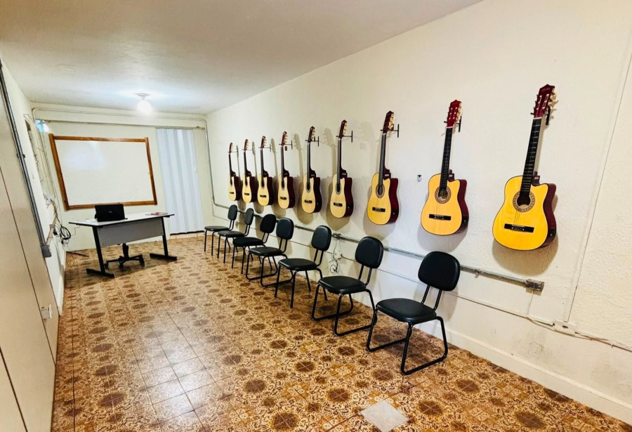 Selvíria abre inscrições para oficina gratuita de violão para crianças e adolescentes