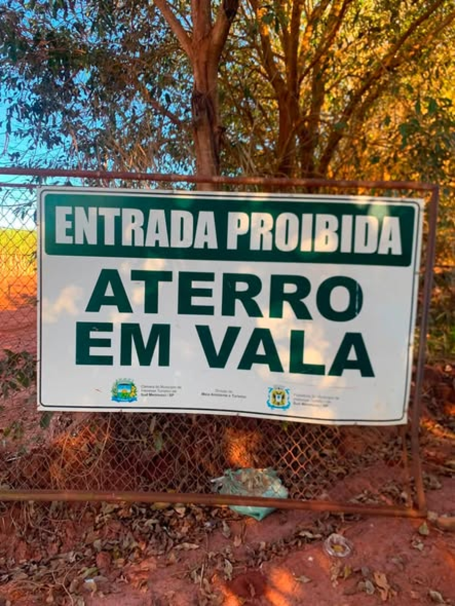 MEIO AMBIENTE - COLETA DE RESÍDUOS DOMÉSTICOS 