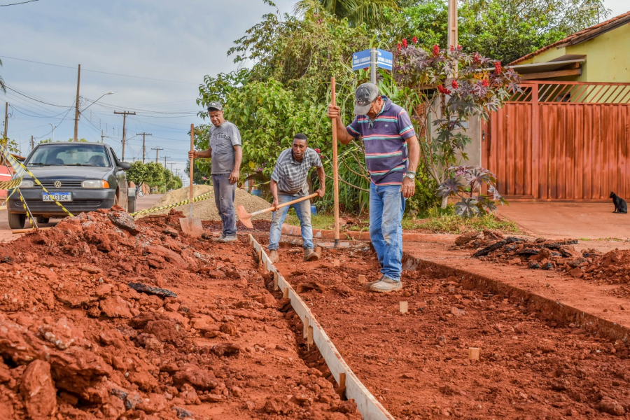 Prefeitura realiza obras para melhorar drenagem em diversas regiões de Selvíria