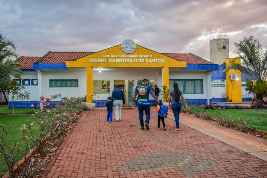 Alunos da rede municipal de Selvíria retornam às aulas após período de férias