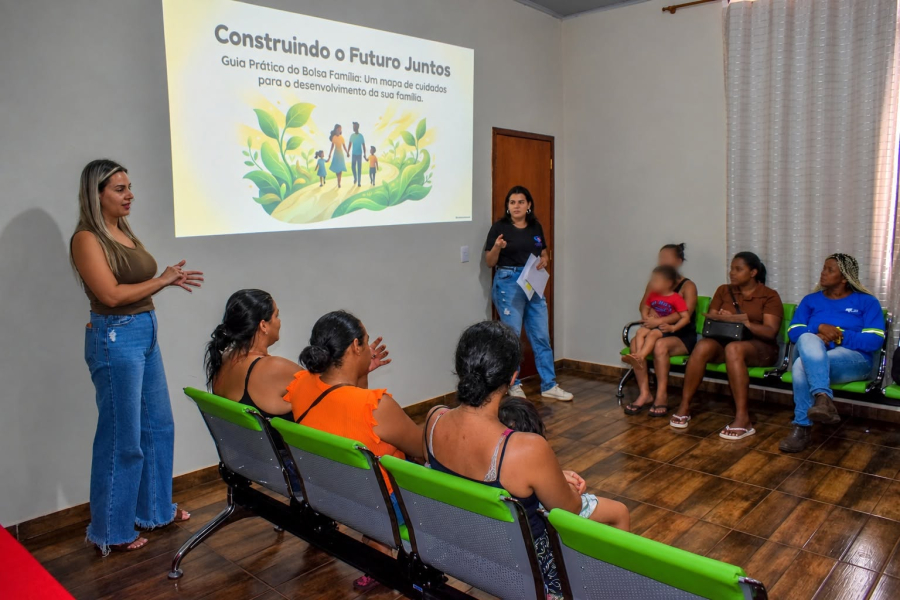 Famílias do Bolsa Família recebem orientações sobre frequência escolar e manutenção do benefício em Selvíria